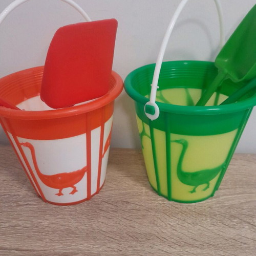 Panigiriotika plastic beach buckets new