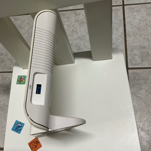 ZTE ZXHN H288A router used with dual-band Wi-Fi and VDSL2/ADSL2+