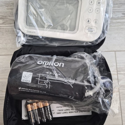 Omron M7 Intelli IT AFib Blood Pressure Monitor new