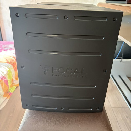 Focal Alpha 65 studio monitors, pair