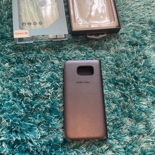 Samsung Galaxy S6 case with card holder and Samsung logo