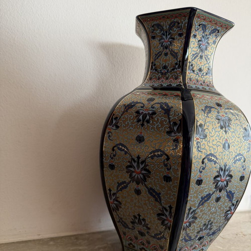 Bonacchi Italy porcelain vase, 35 cm