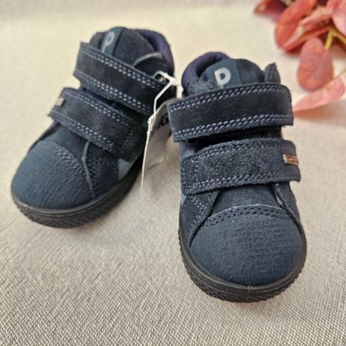 Primigi Gore-Tex toddler shoes, size 20