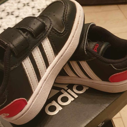 Adidas sneakers like new, size 22, black