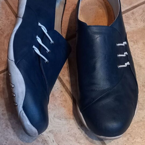 Blue flat shoes used size 43, soft and comfortable