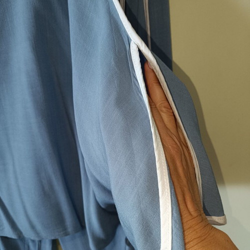 Viscose set in blue, like new