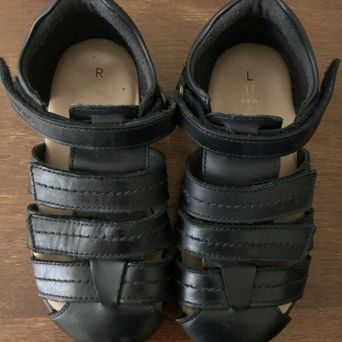 Walkmates M&S boys' sandals used, size 29, black with blue velcro