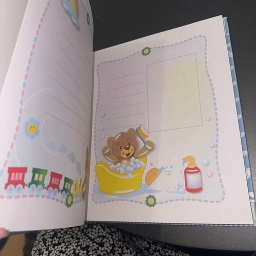 Baby photo album like new, 26 pages