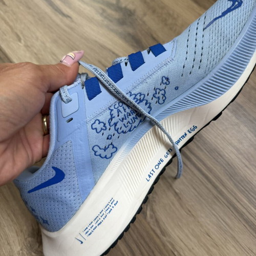 Nike Air Zoom Pegasus 38 running shoes like new, size 41, blue