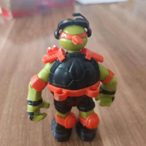 Ninja turtles figures used, height 11 cm