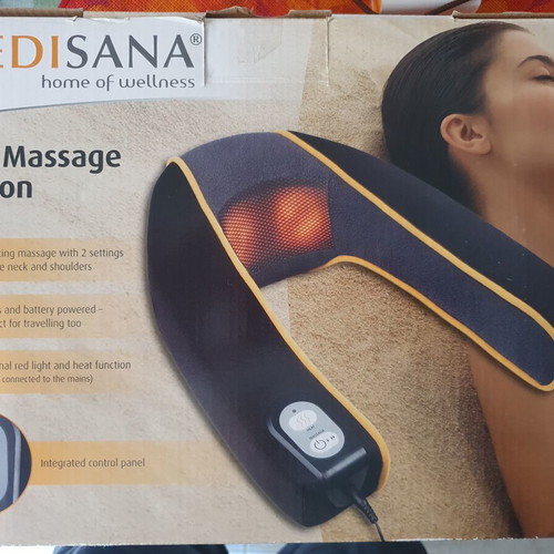 Neck And Shoulder Massage Device Petalo MNV like new