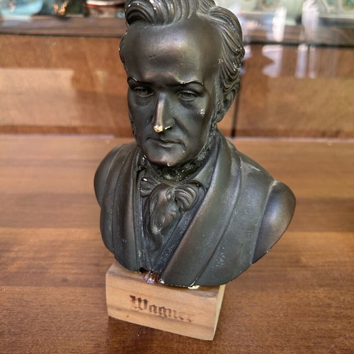 Richard Wagner bust sculpture