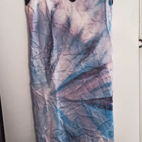 Mango dress medium new, blue satin with lace details