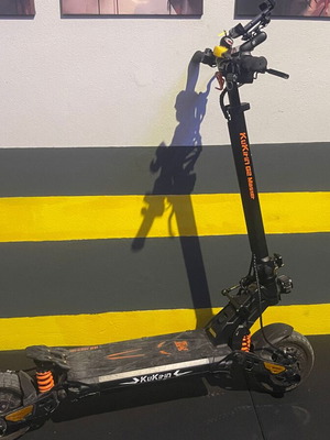 Kukirin G2 Master 2025 electric scooter like new