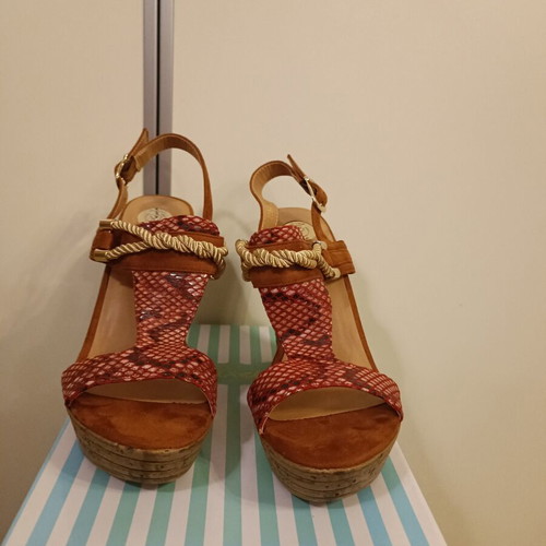 Axel platform sandals new, size 38, red