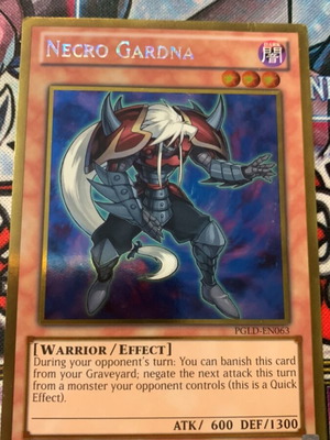 Necro Gardna Gold rare like new, Edison vintage Yugioh