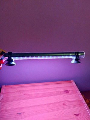 Aquarium light like new