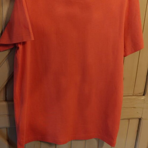Calvin Klein t-shirt coral with white pocket, like new, size M