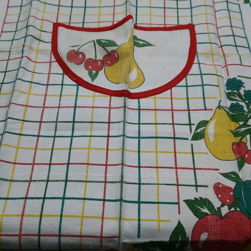 Kitchen apron used in good condition