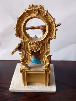 Collectible Metal Zeus Figure DeAgostini Mythology Issue 1 like new