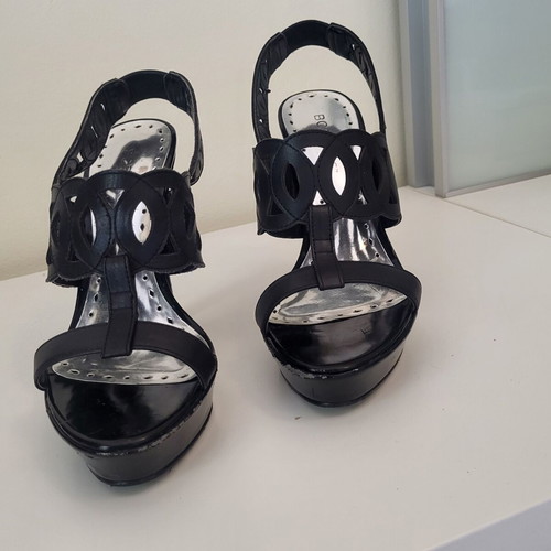 Bcbgmaxazria heels black size 36 used