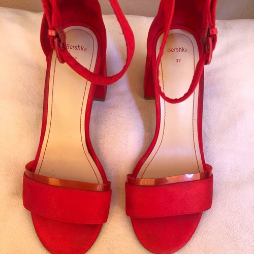Bershka red sandals like new, size 37-37.5, heel 5-6 cm