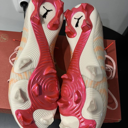 Puma Future Ultimate FG football shoes size 42 new with box