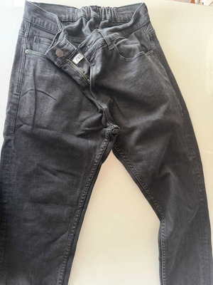Zara jeans used, size M 38 10, black