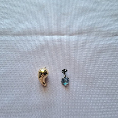 Stainless steel charms new, set of 2, gold and silver