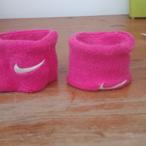 Nike wristbands like new, tennis
