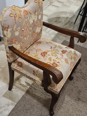 Armchair set of 2 like new