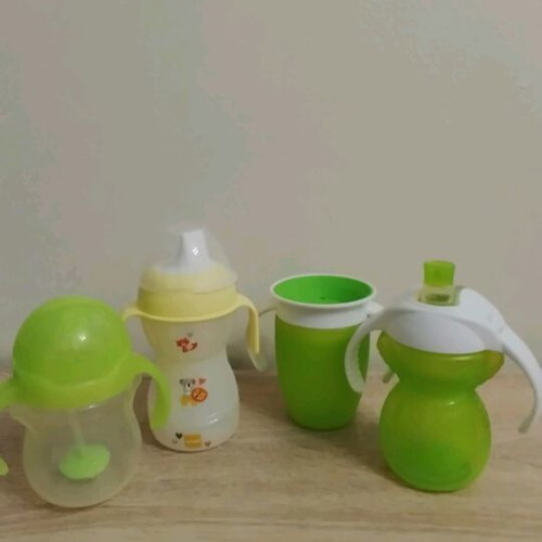 Munchkin and Mam baby training cups set