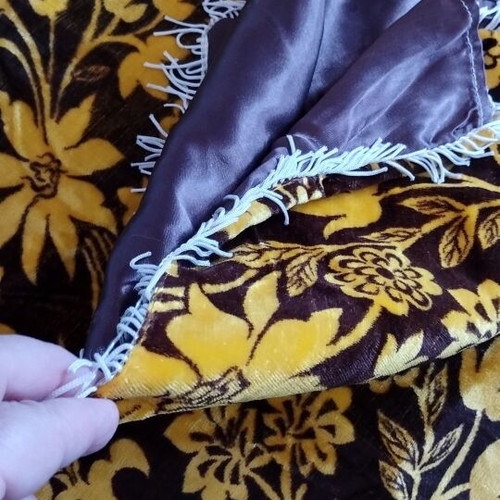 Velvet vintage pillowcases set like new, 50 years old from India