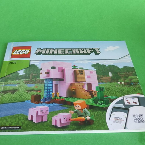 Lego Minecraft 21170 complete set like new
