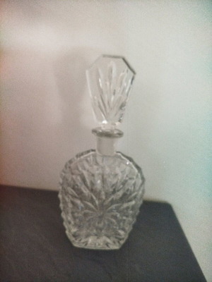 Glass carafe like new