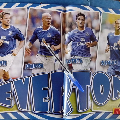 Match Football Magazine issue 21-27/11/2006 like new with Everton poster