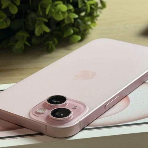 Apple iPhone 15 pink like new, 128GB, 20+ MP camera