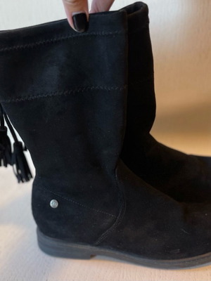XTI Kids children's black boots used, size 38