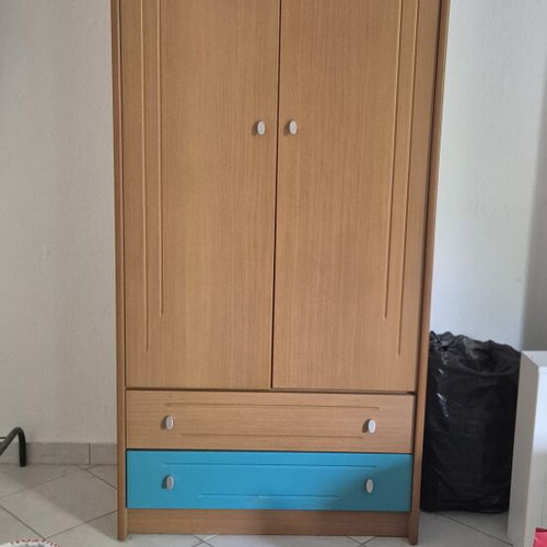 Wooden two-door wardrobe like new with 2 drawers, turquoise details