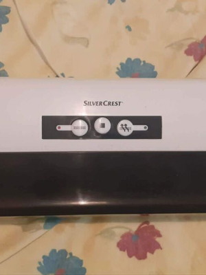 Συσκευή κενού αέρος Silvercrest SFS 110 A1 σαν καινούργιο με ρολά