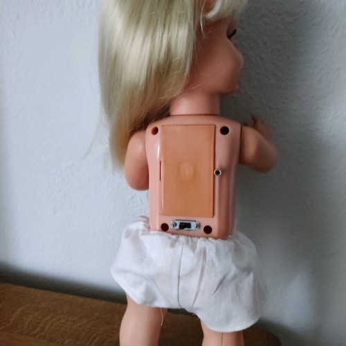 El Greco Alison doll used, 43cm, walking, with fluttering eyes