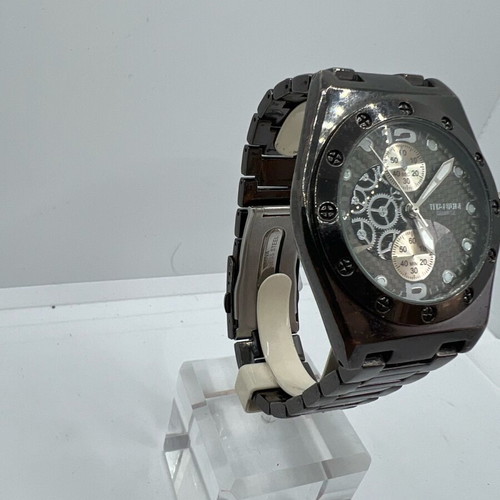 Titanium men's quartz watch used