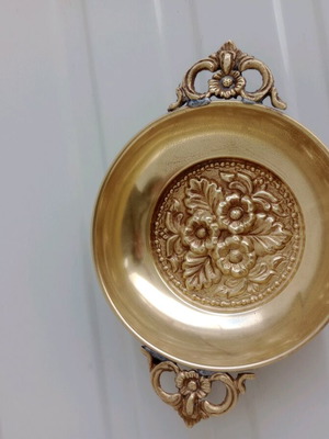 Brass bowl ornate handmade like new with handles