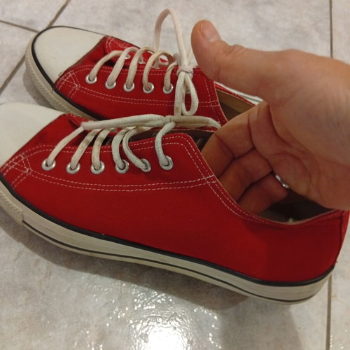 Canvas shoes used, size 42-42.5, red