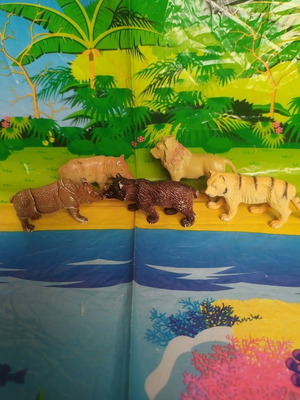 Малки диви животни фигури като нови, комплект от 5