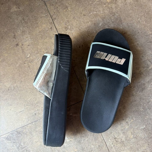 Puma slippers size 38 like new, black