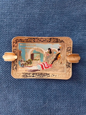 Vintage metal souvenir ashtray from Madrid used