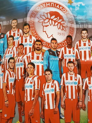 Olympiacos poster 41 years like new, collectible