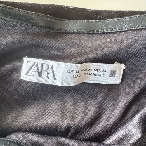 Zara women's velvet dress size Medium like new, black