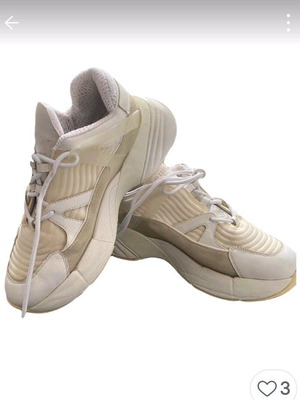 Αθλητικά Pinko σε άριστη κατάσταση νούμερο 39